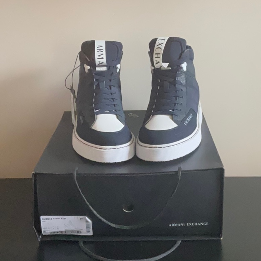 NWT Men’s Armani Exchange Navy and White High-Top Boots
